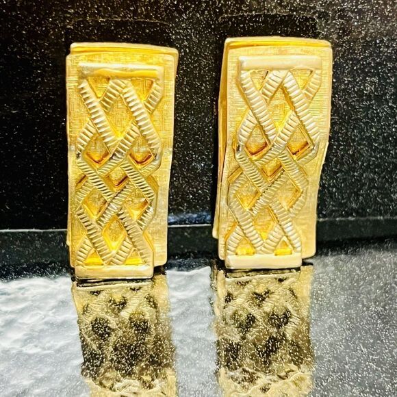 Vintage Unique Textured Large Gold Huggie Clothespin Earrings Clip On OOAK 1430 - Picture 2 of 13